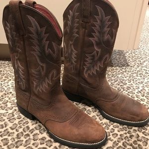 Ariat women’s Sz 8.5 Boots! NEW!